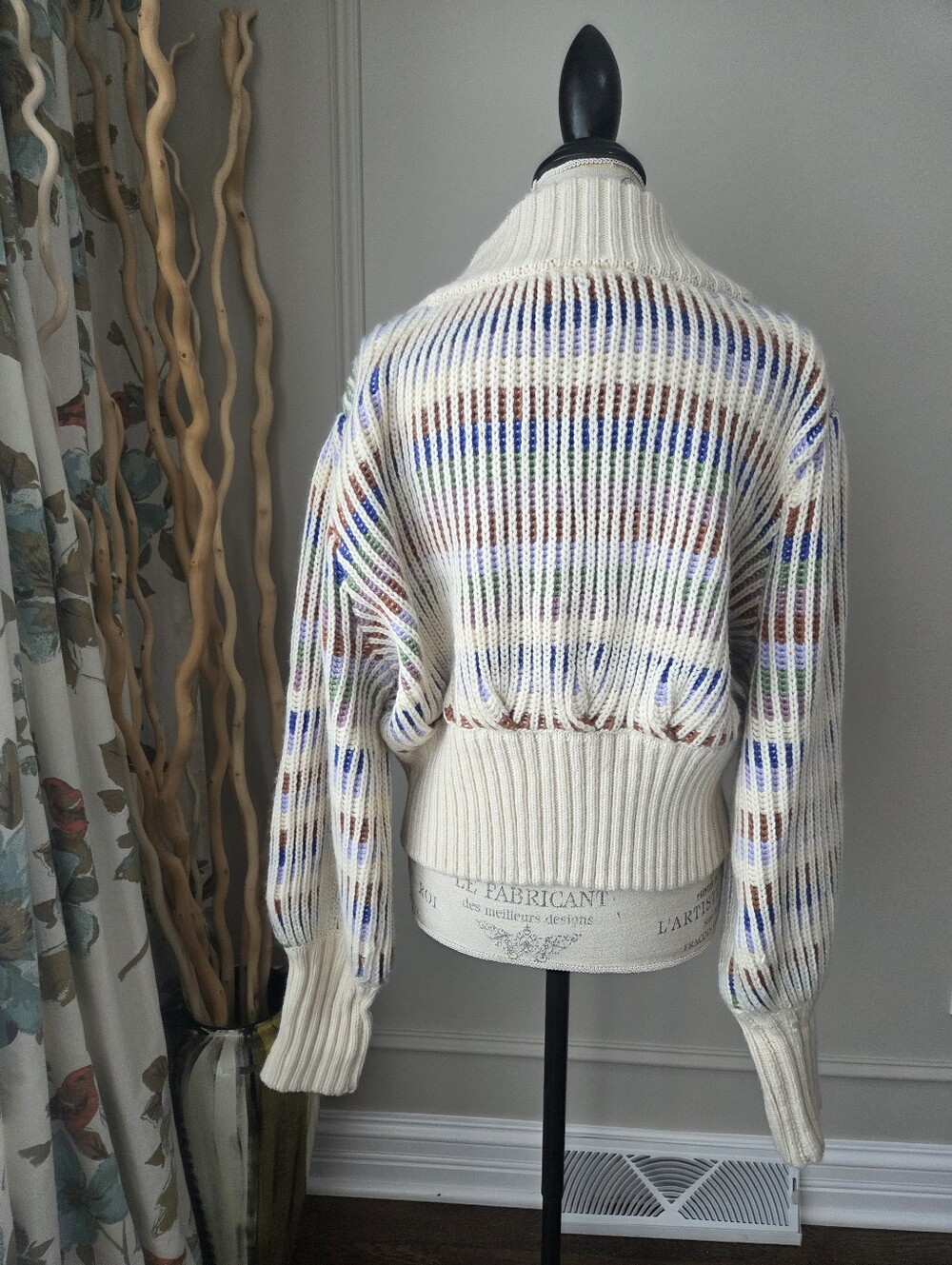 Farm Rio Bold Stitch Cream Multi-Striped V-Neck Button Cardigan Sweater Sz.M - Picture 4 of 12